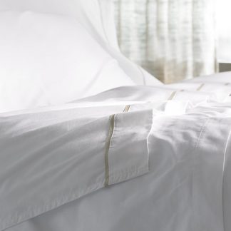 Hotel Bedding Wholesale 300 Thread Count Cotton Solid White Duvet Cover Sets-004